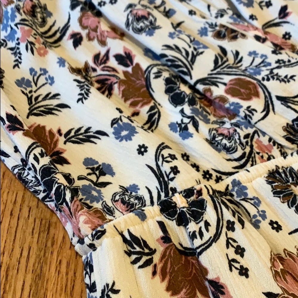 AEO Long Flowery Dress - Picture 3 of 9